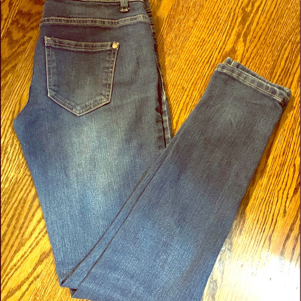 Cute flattering skinny jeans 👖